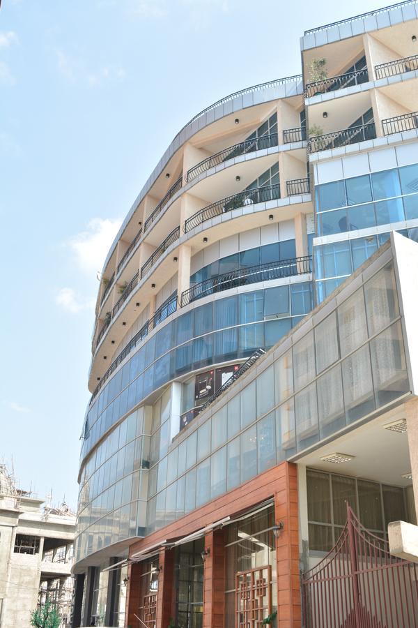 Impress Hotel Addis Ababa Bagian luar foto
