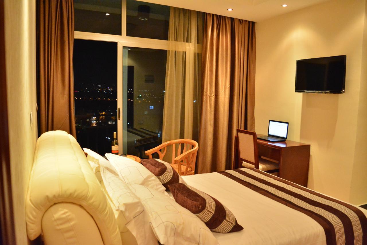 Impress Hotel Addis Ababa Bagian luar foto