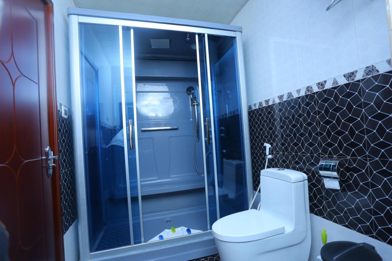 Impress Hotel Addis Ababa Bagian luar foto