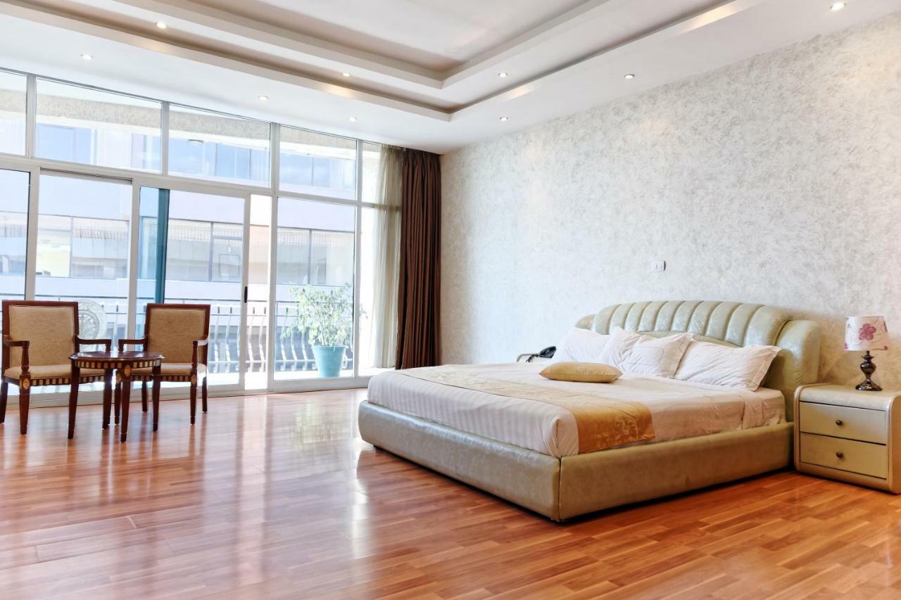 Impress Hotel Addis Ababa Bagian luar foto