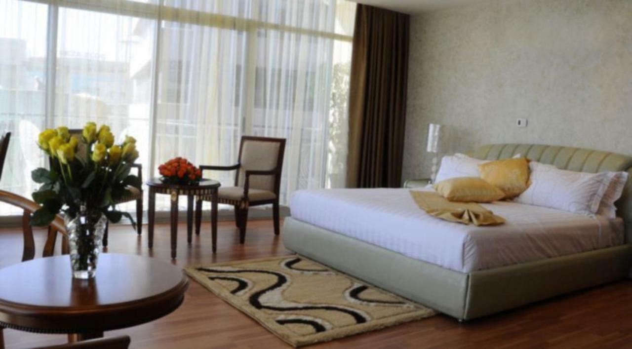 Impress Hotel Addis Ababa Bagian luar foto