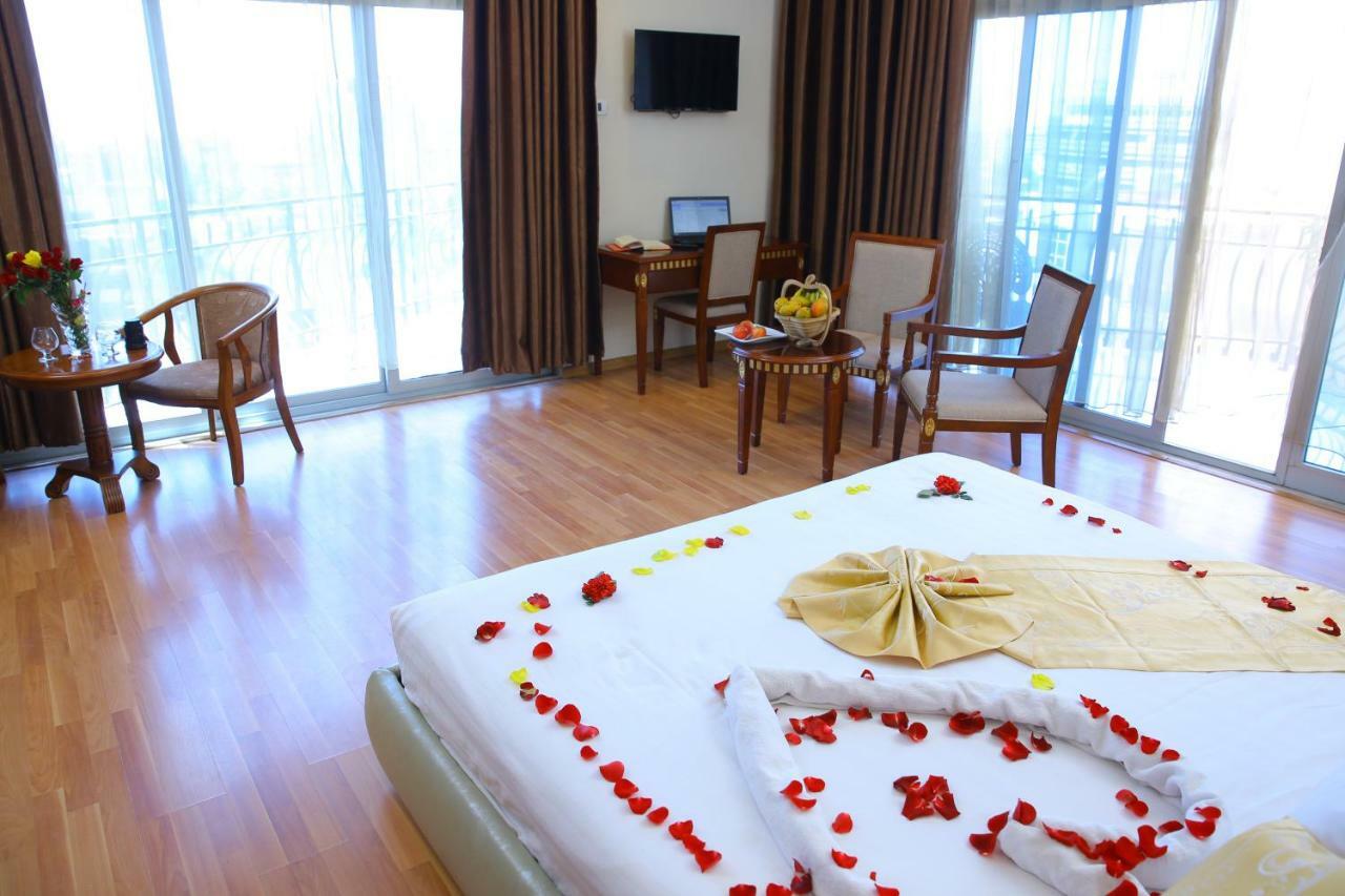 Impress Hotel Addis Ababa Bagian luar foto
